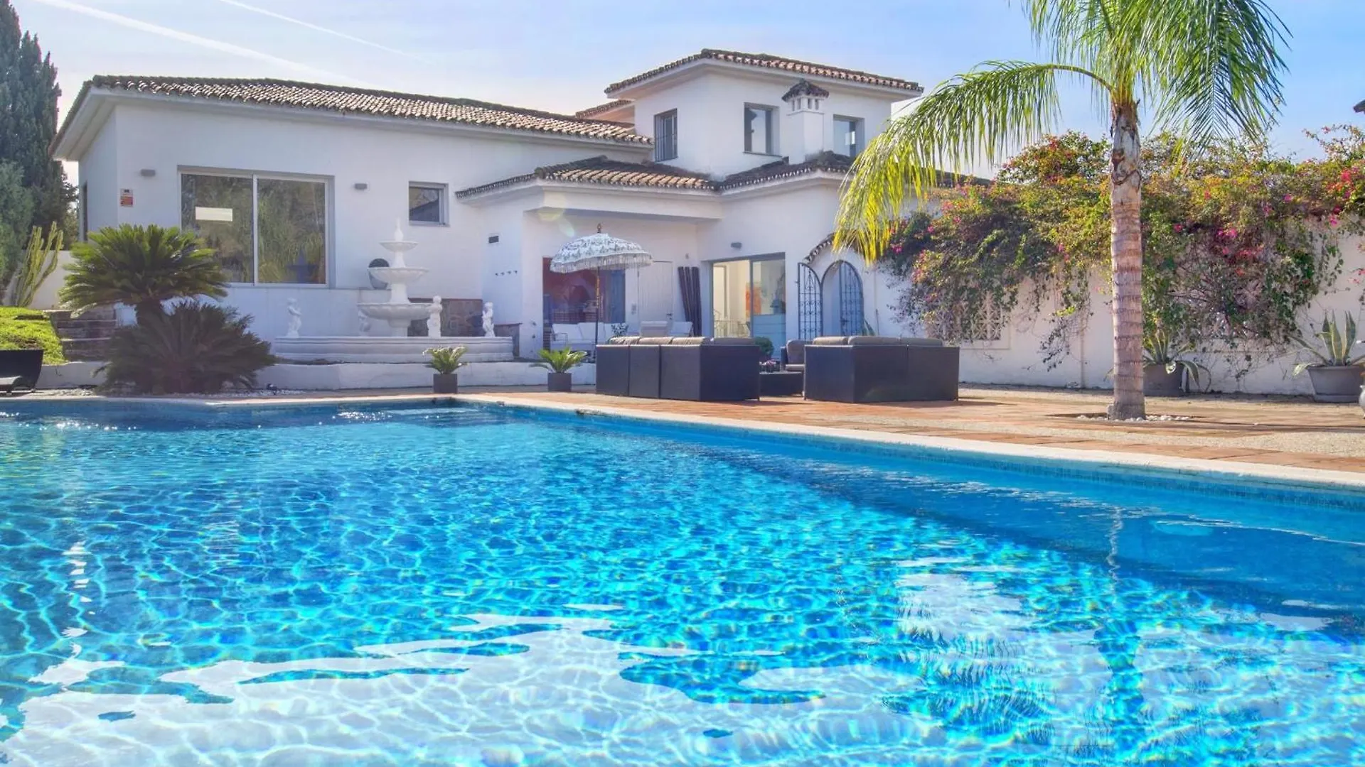 Villa De 6 Dormitorios En Marbella Con Spa Y Piscina Privada - Es-175-10 Estepona